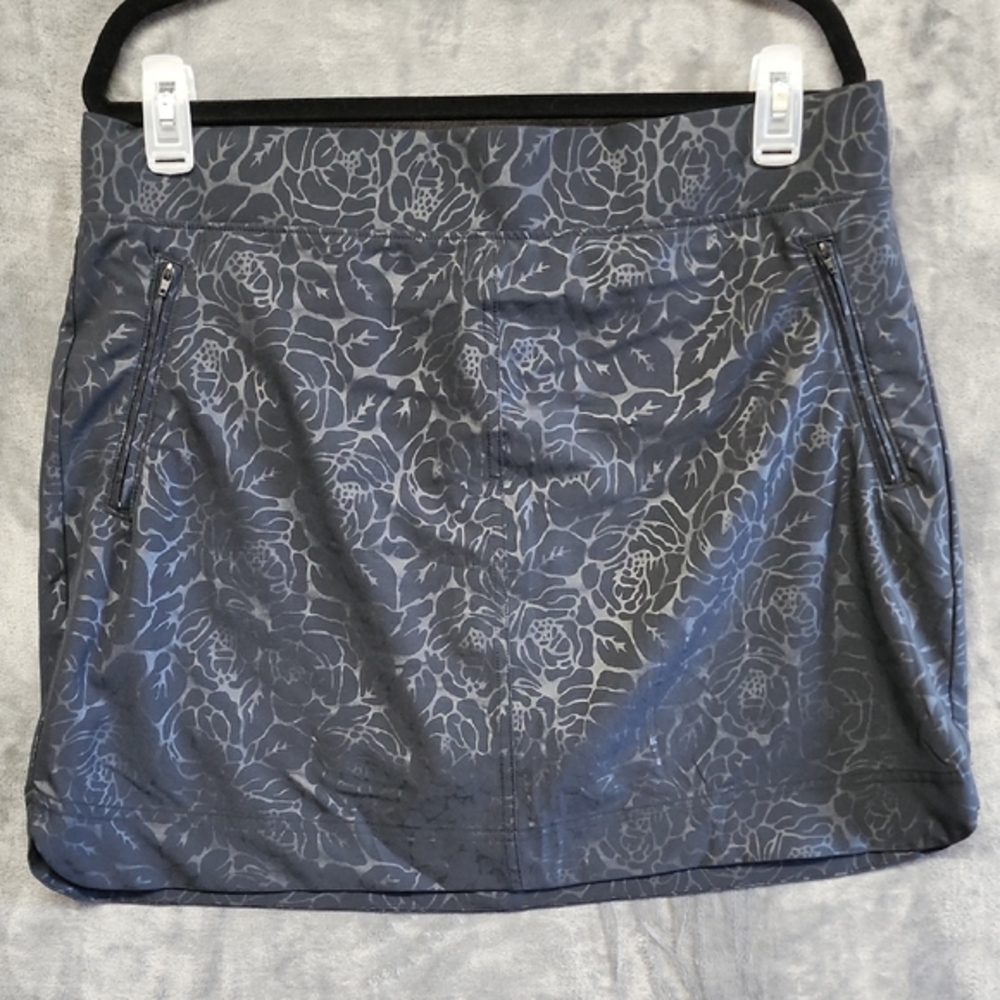 Orvis Dark Gray Floral Skort Sz XL